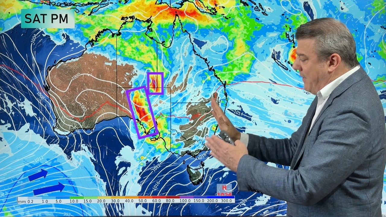 Oz: Weekend rain chances in south, tropics may wake up next week