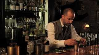 Add a Mint Garnish to Your Mint Julep with Style - Speakeasy Cocktails