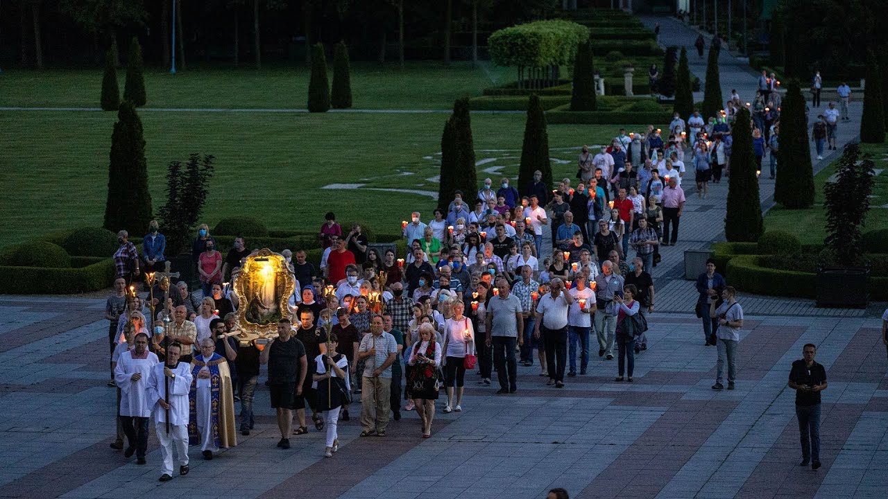 Procesja ze światłami w licheńskim sanktuarium