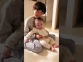 【赤ちゃんは怖い】寝かしつけてるはずなのに…いつの間にか…こっちが…寝かされてる… #赤ちゃん #あかちゃんのいる生活 #寝かしつけ #生後5ヶ月