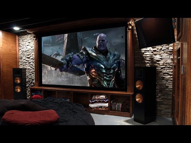 Batman Home Theatre Rooms Sleeps 20 | Fire Pit | Movie Theater