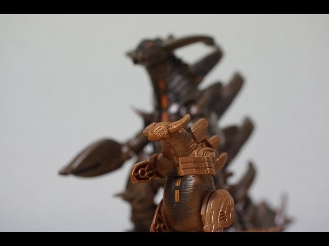 ウルトラエッグ】スーパーグランドキング レビュー ウルトラマンギンガ 