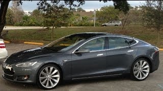 Tesla Model S Acceleration Torque!