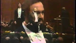 Luciano Pavarotti and Thomas Hampson