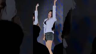 260801 Girls' Generation - Tell Me Your Wish (Genie) Punnhyaz FanCam