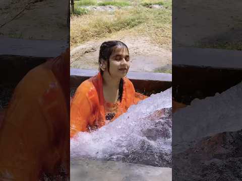 Aaj blue hai pani pani pani or din bhi #aliza #alizasehar #villagelife