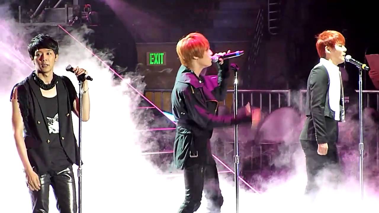 [fancam]101119 JYJ- Be My Girl @ LA Showcase