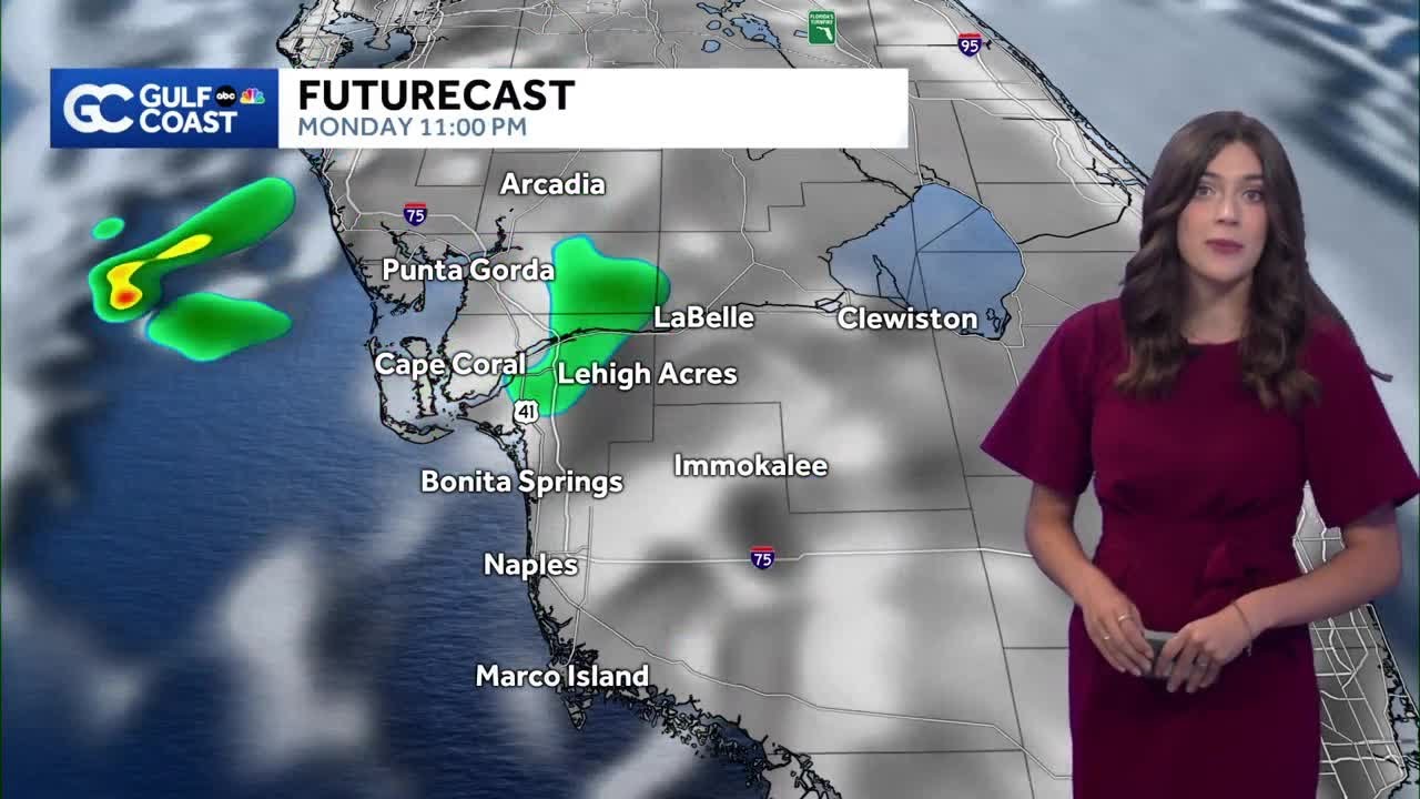 Tracking showers and storms across the Gulf Coast Monday - YouTube