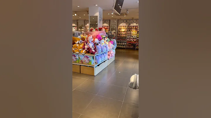 Do shopping with me in miniso 🥰