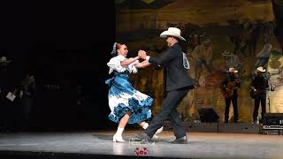 Campeones Chihuahua Adulto Bryan Maldonado Y Daniela Estrada