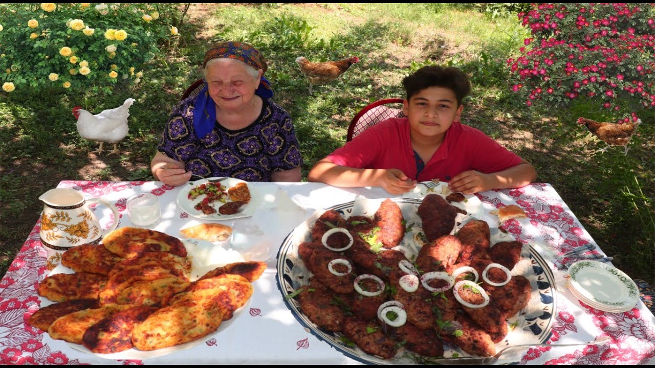 Nənə sacda kortoflu,ətli KOTLET VƏ ALÇA TURŞUSU  bişirdi-ÇOBAN SALATI hazırladı