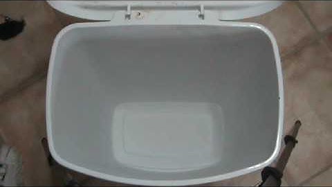 Trash Can Odor Removal.wmv