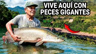 SOBREVIVIÓ al huaico y ahora VIVE LEJOS de la ciudad criando PECES GIGANTES amazónicos