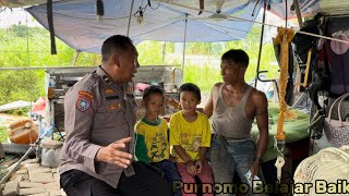 Download Lagu KLARIFIKASI BAPAK TUKANG BENGKEL HIDUP DENGAN DUA ANAKNYA SAAT TERIMA UANG BANTUAN DIPINGGIR JALAN MP3