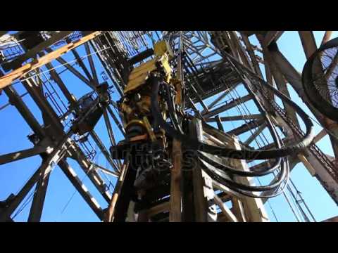 Oil Drilling Derrick With Top Drive System, Drill Pipe, Kelly Hose For ...