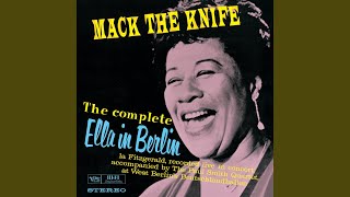 Mack The Knife (Live at the Deutschlandhalle, Berlin, 1960) chords