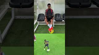 12-year-old Omari Hutchinson was an absolute baller 🔥#f2freestylers #nottinghamforest #youngballer