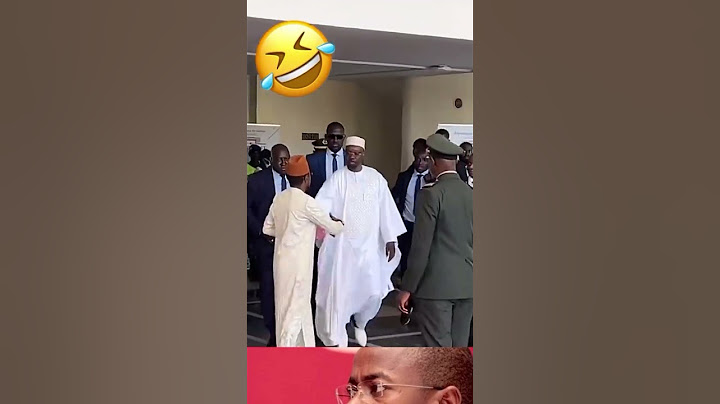 La poignée entre Ousmane Sonko et Abdou mbow