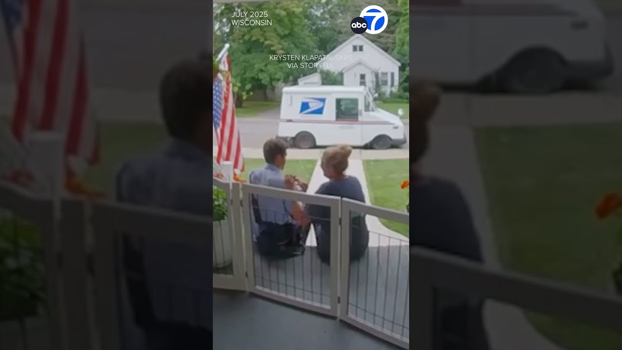Mailman Delivers Dog S Ashes Hugs Tearful Owner