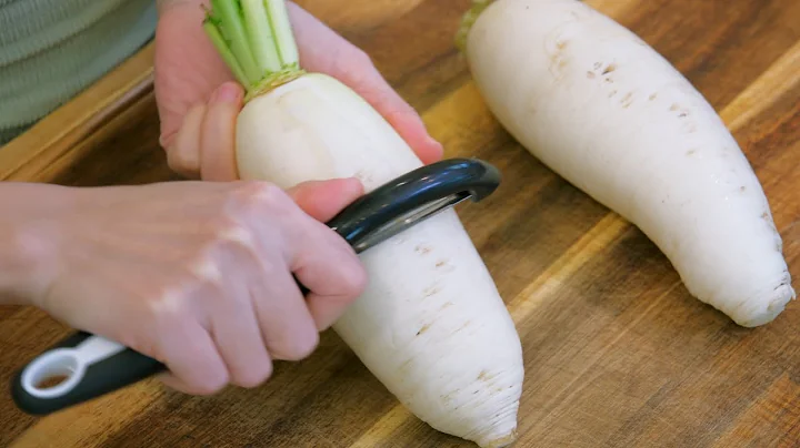 What is Daikon Radish and How to Cook It? (Chinese Soy Sauce Braised Radish) - DayDayNews