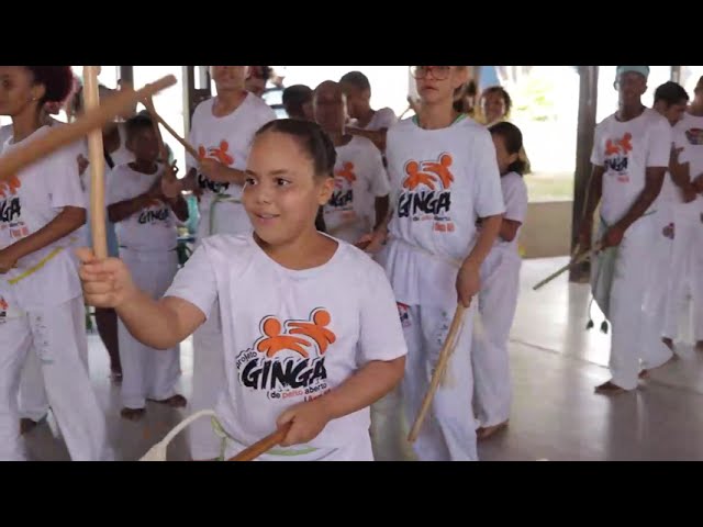 Batizado de capoeira do Projeto Ginga - Lauro de Freitas (BA)