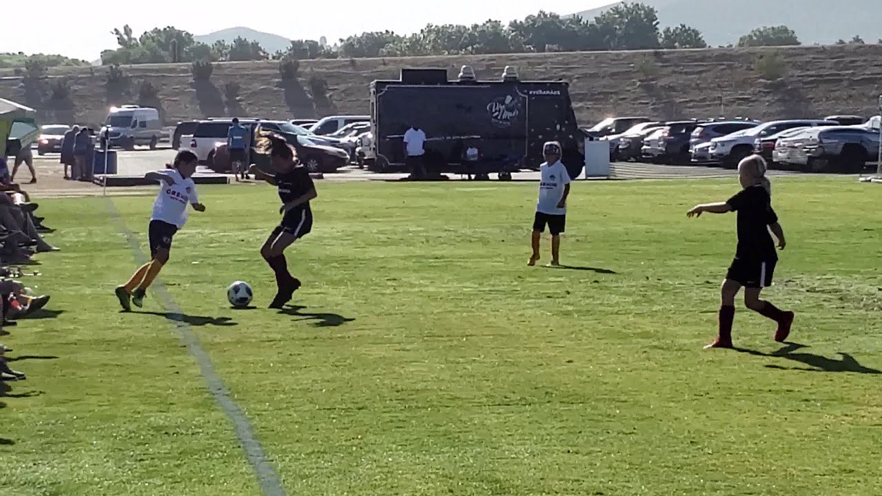 Legends FC G11 vs G11 CDA Slammers RG Flight 1 Girls Soccer Game Philomena goal 20190721 083138