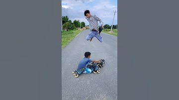 Surprising Inline Skating Techniques You Can Master!😲🛼#skateboarding#rollerskating #shorts#ytshort