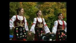 Jeličanke - Mesečina a ja zovem prelo