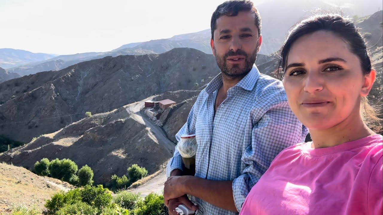 Святой Ид / Ид Суета жителей горной деревни