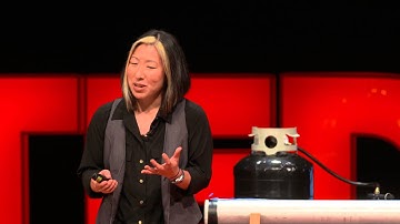 Returning Curiosity in Schools: Un-silo-ing Education | Laura Akesson | TEDxRVA