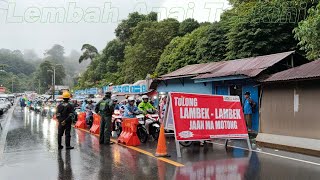 Download Lagu MACET PANJANG LUAR BIASA ANTRIAN PEMOTOR DAN RODA EMPAT DI PORTAL DEKAT AIR TERJUN LEMBAH ANAI MP3