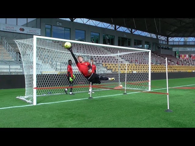 Goalkeeper Training Super Liga Dinamarca class=