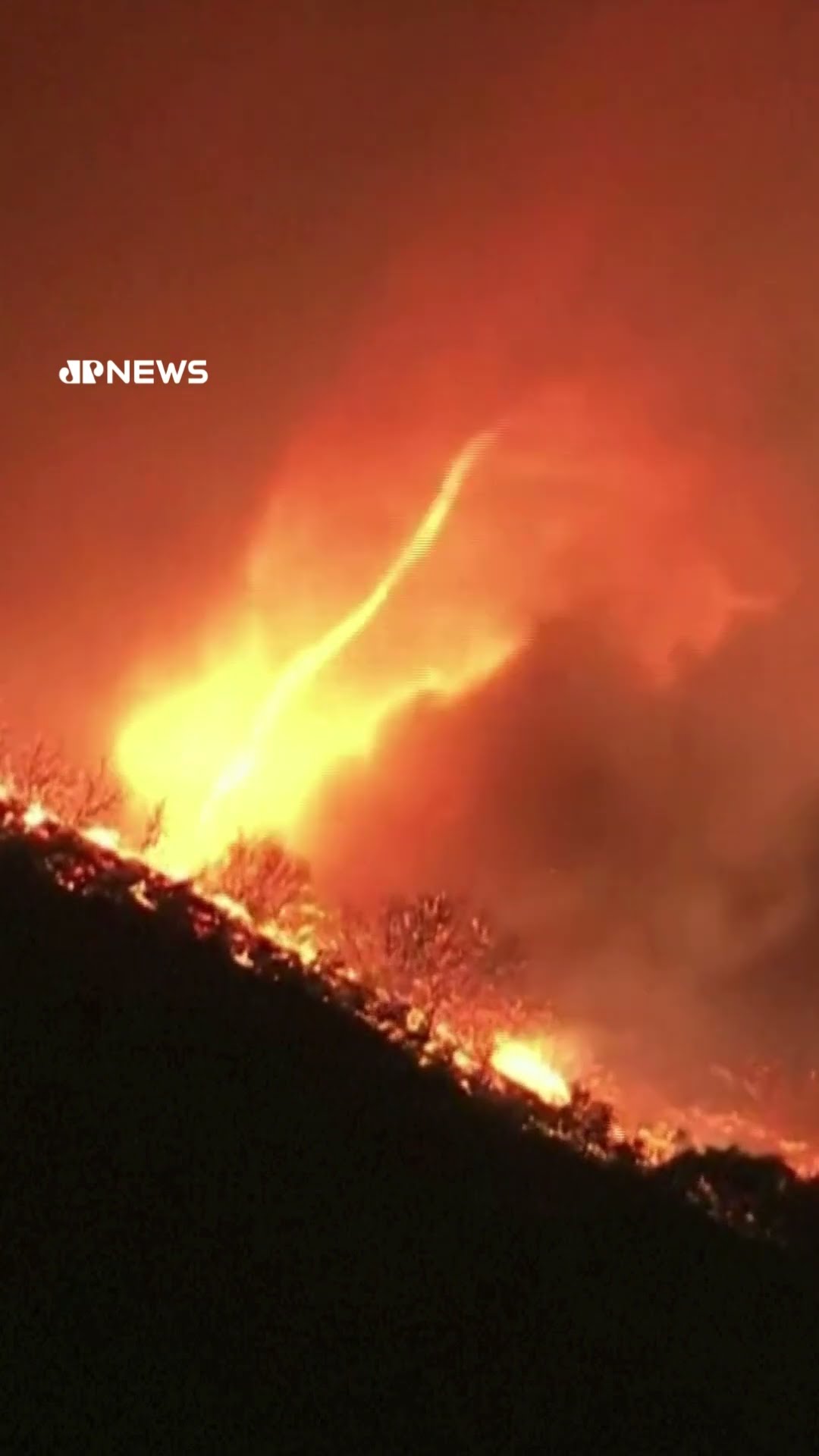 Incêndios na Califórnia: tornado de fogo é registrado em Palisades, Los Angeles #Shorts