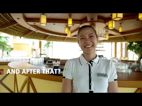 Video: Mga Bar at Lounge sa Regal Princess Cruise Ship