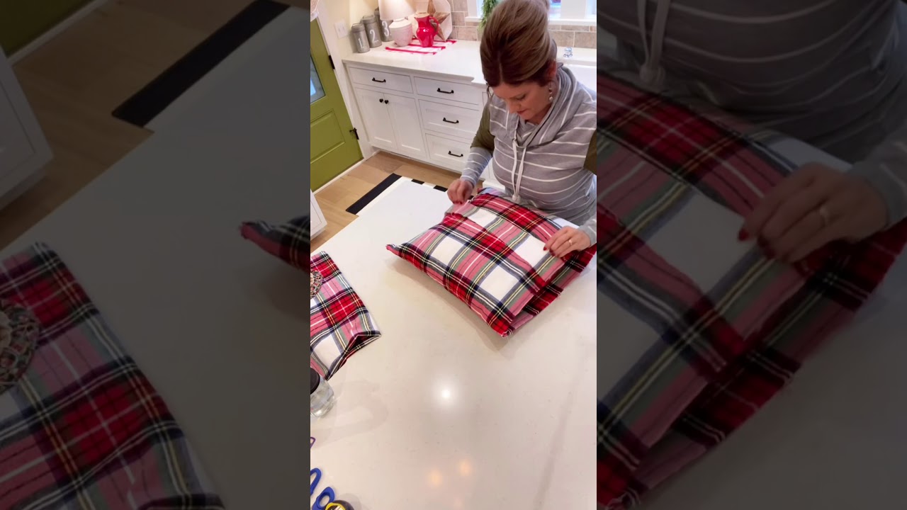 Easy 10-Minute Pillow Cover