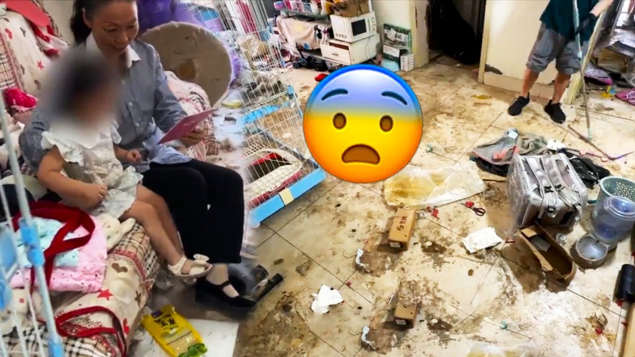 😨A SINGLE MOTHER'S HORRIBLE ROOM WITH DIRT COVERING THE FLOOR!🤢