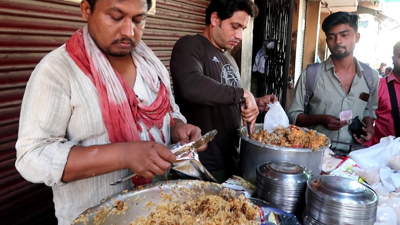 " Mullaji Zillha Biryani Center " | 1000 of Chicken Biryani Plates Finished | Nagpur Street Biryani | Indian Food Loves You