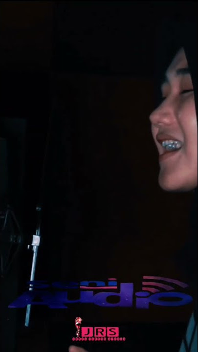 Download lagu gurauan berkasih cover by Melly intan payong