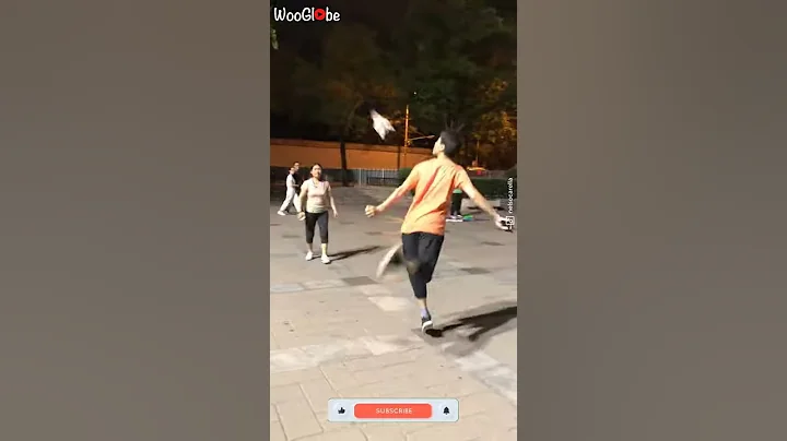 People Playing Foot Badminton in China || WooGlobe - DayDayNews