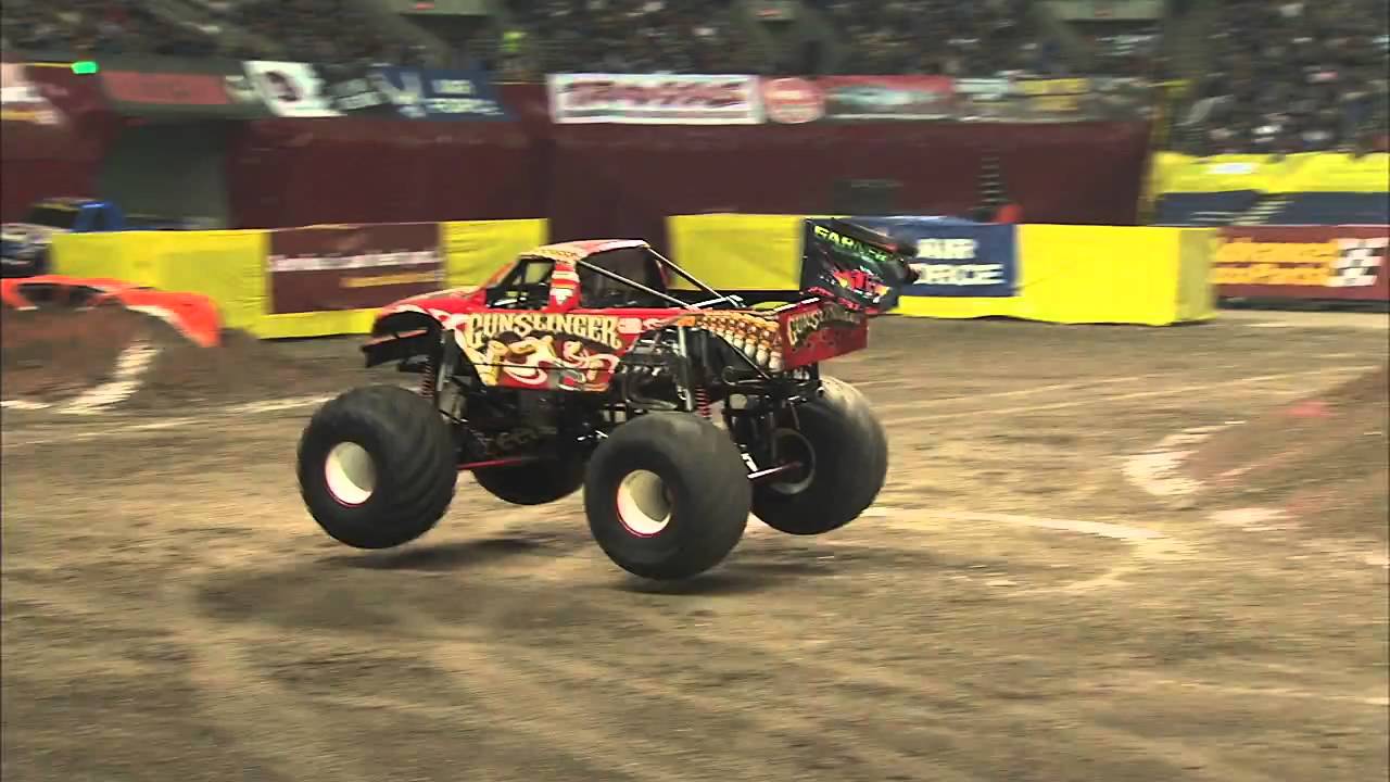 Monster Jam Gunslinger & King Krunch Monster Truck Race San