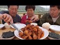 맛 없을 수 없는 조합! [[묵은지 닭다리찜(Braised Drumsticks with Ripe Kimchi)]] 요리&먹방!! - Mukbang eating show