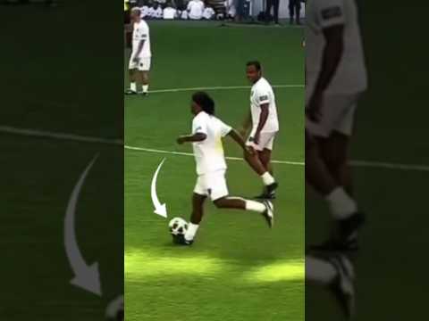 PRIME RONALDINHO GOAT SKILLS ⚽💫