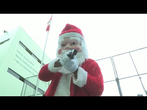 Efectivos de la "terna Noel" en Perú capturan a vendedores de drogas en Lima