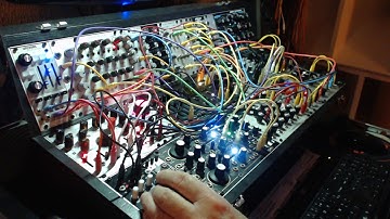 Modular synth, experimental, Xaoc Devices Odessa, E-RM polygogo, Synhtesis E352, Rarikall RT 1701