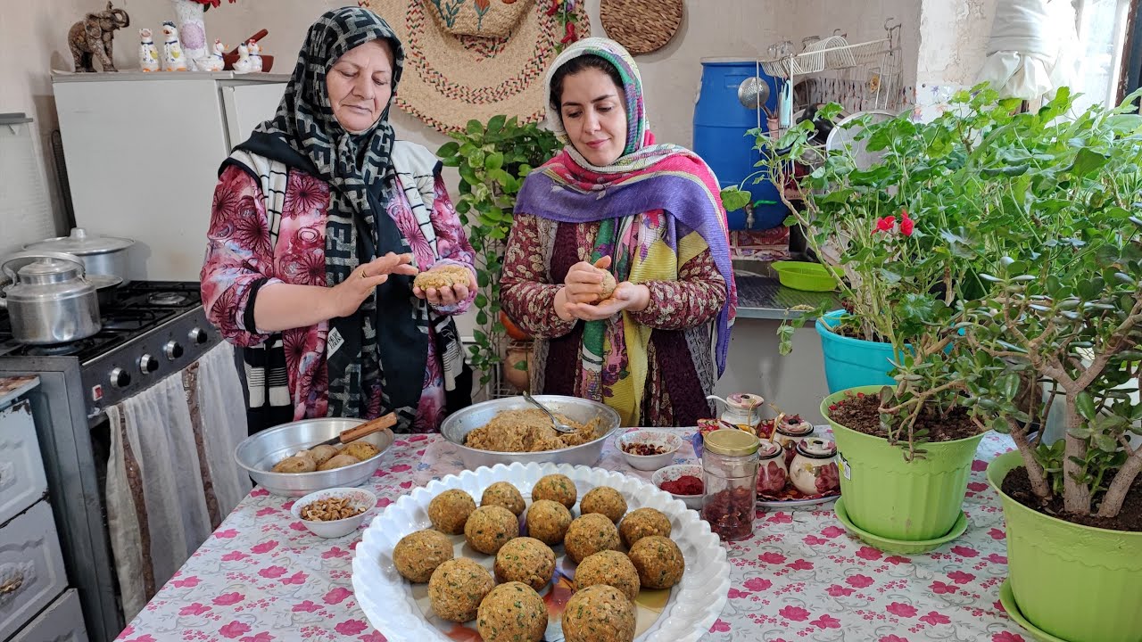 Authentic Iranian Koofteh | Cooking Koofteh in a Village Kitchen