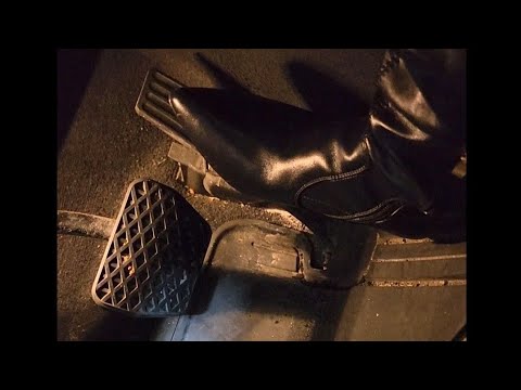 BMW440: REV & PEDAL PUMP BAREFOOT & 👢