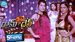 Ramdev Movie Scenes - Gracy Singh Walks The Ramp At A Fashion Show Abbas Aakash