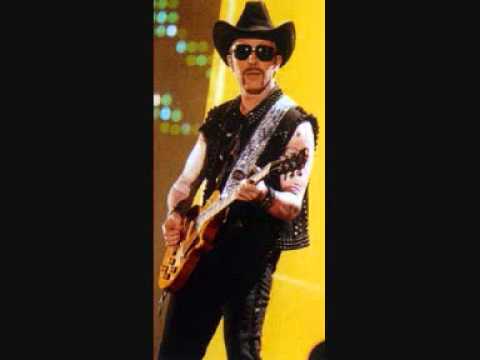 Edge sung, maybe, to a little queen