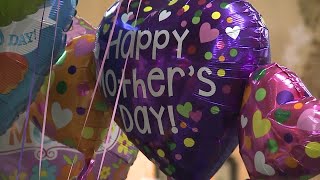 Foodland provides tips and ideas for a DIY Mother's Day Brunch