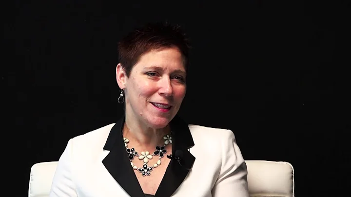 Colleen Chamberlain : 2018 ATHENA Leadership Award...